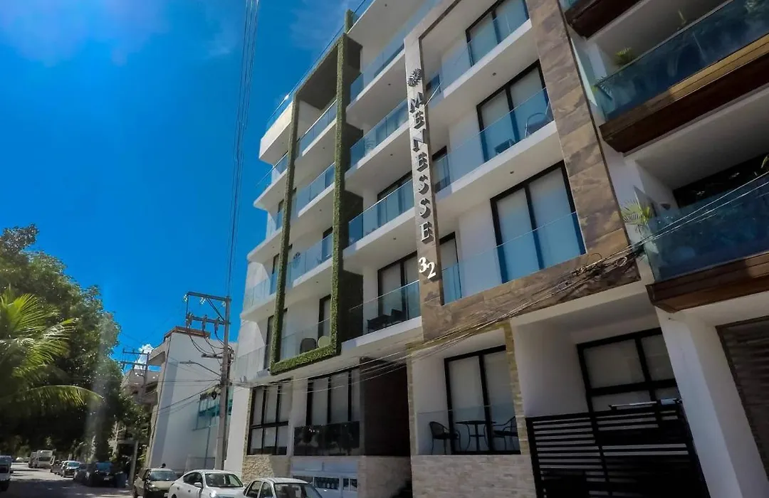 Lovely 1 Bedroom Apartment, 3 Blocks To Mamitas, Roof Pool Views, Bbq-1