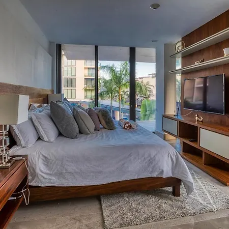 Astonishing Condo With Balcony In A Private Complex With Pool And Gym-3