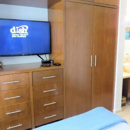 2 Bedrooms Luxury Apartment In Playa Del Carmen-2
