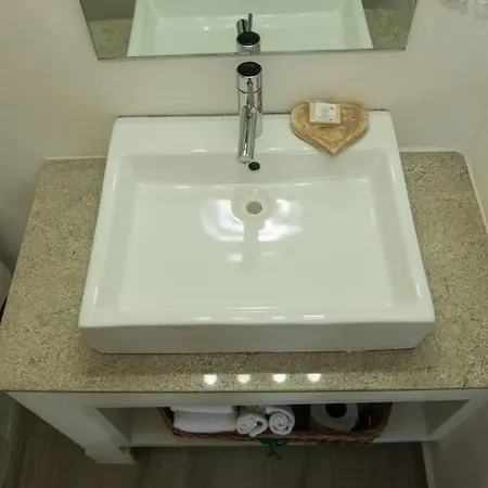 Beachview Rooftoop Pool Executive Suite Great Location-3