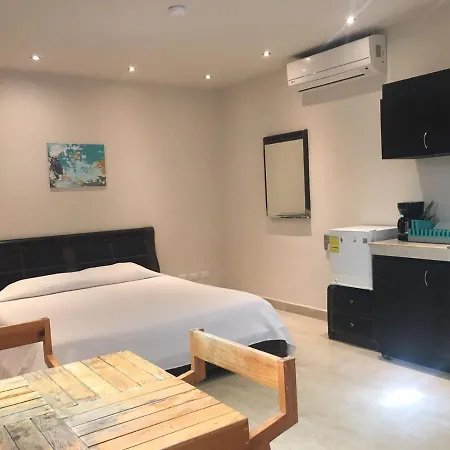 Hotel 770-3