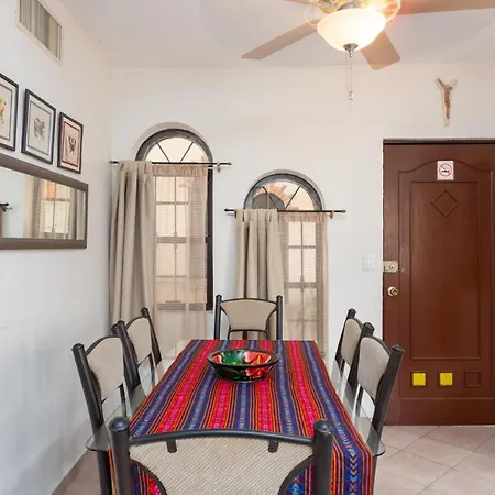 Great Location, High Speed Internet, Beach Club-3