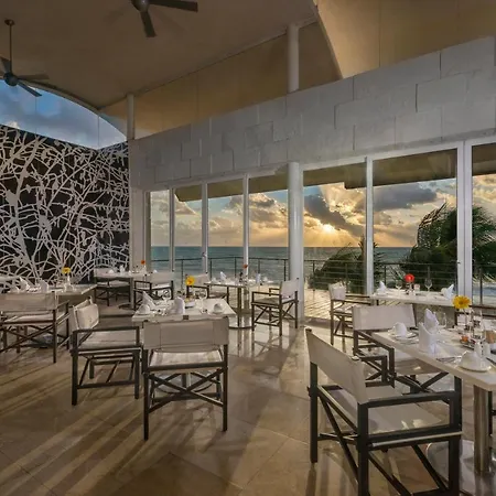 Movich Club At Blue Diamond Luxury Boutique Hotel-3