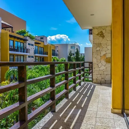 Lunada 314 Modern Playa Del Carmen Condo-2