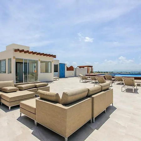 Stunning Marea With Stellar Oceanview Rooftop Pool!-2
