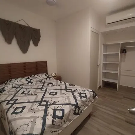 Cozy Apartment 10 Minutes Away Of The Beach And 5Th Avenue + Wifi-3