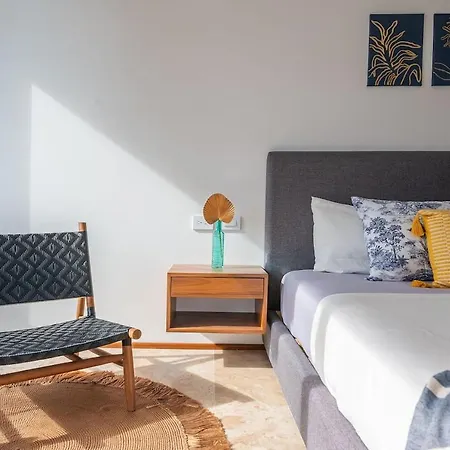 Cozy Apartment In Downtown Area.-2