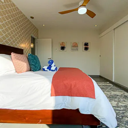 Spectacular & Luxurious Apartment Playa Del Carmen Rooftop Pool, Golf Course & Tennis Court-2