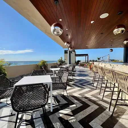 Ocean View Jacuzzi & Pool 2Br Lux Apt-3
