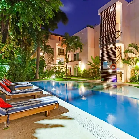 Via Tendenza Condos-3