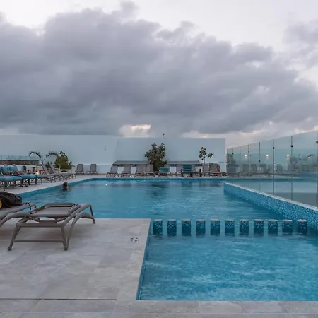 1Br In #1 Location!, 3Rd Floor, Condo Ipana, Brand New, 3 Rooftop Pools, Gym And Rooftop Bar With Ocean View-3