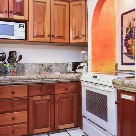 Take Advantage Of New Low Rates At The Xaman Ha Oceanfront Condos Xh7206-3