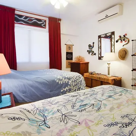 Wonderful Ocean View 2 Bedroom With Convenient Ground Floor Location Xh7005-3