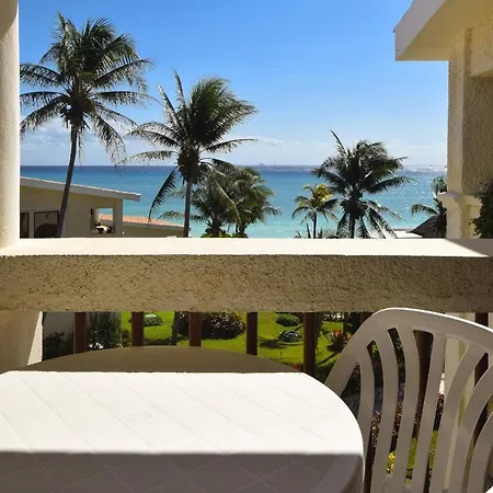 2 Ocean View Terraces Spacious Split Level 3 Bdrm 3 Bath Xh7117-3