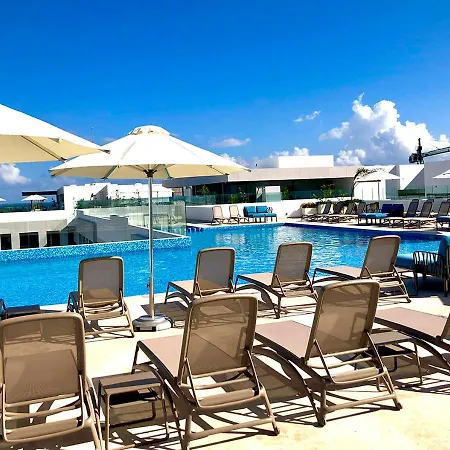Amazing 2Br Condo Rooftop Pools Gym Spa Parking Ipana C-2
