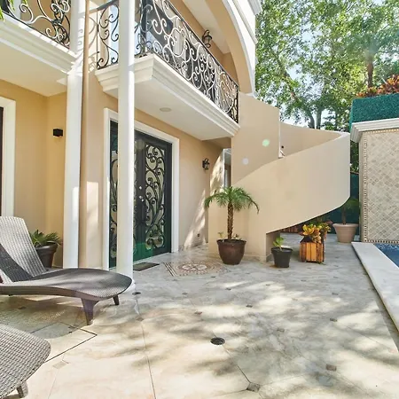 Rustic & Fantastic Apartment Playa Del Carmen Sunbeds, Pool, Lounge Area & Grill-3