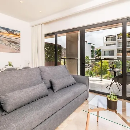 Modern And Cozy 1Br Apartment With City Views.-3