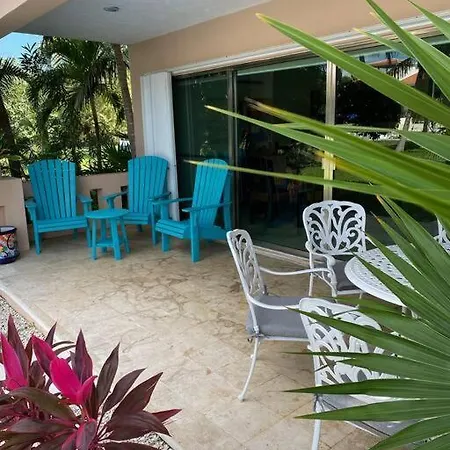 Waterfront 3 Bedroom Spacious Condo-2