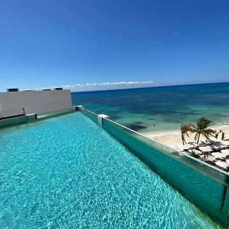 Apto Beachfront 2Brms & Private Pool-3