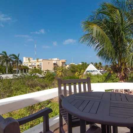 Blue Palms Suites, Pool Onsite, Steps To The Beach & 5Th Ave-3