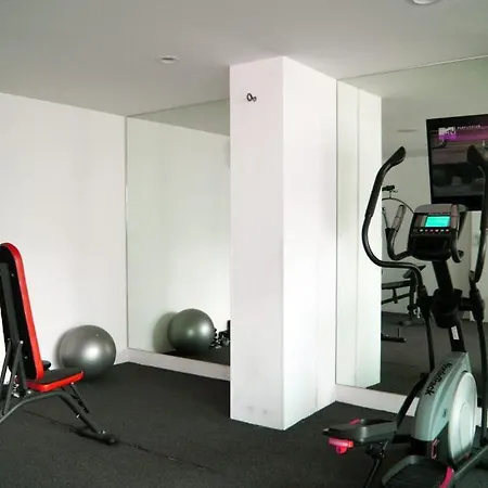 Private And Calm 2 Bedroom Penthouse For Families-3