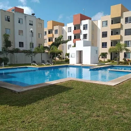 Departamento En Condominio, Con Alberca-3