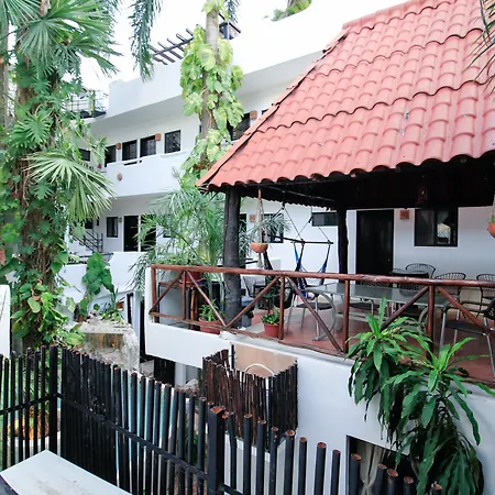 Moonshine Hotel-3