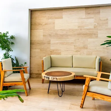Big Studio At Kaab By The Beach With Roof Top Pool Near Paseo Del Carmen Mall-3