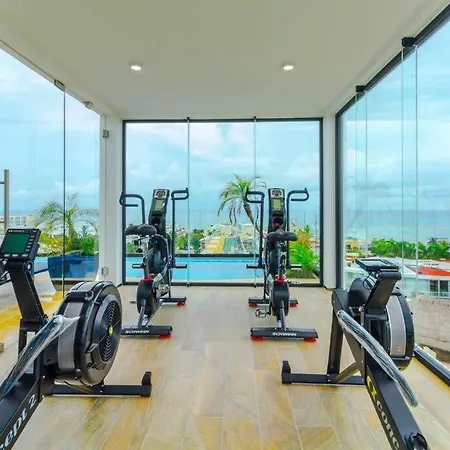 Top Location With Ac Pool Gym Rooftop 100Mb Wifi-3