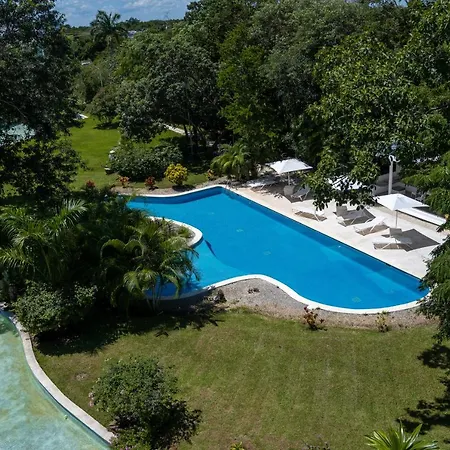 Deluxe Apartment W Beautiful Terrace Pool & Amenities By Yeah-2