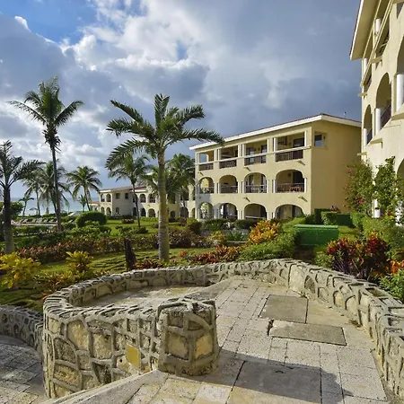 3 Bedroom Deluxe Oceanfront Xaman Ha With Pool New Low Rates Xh7010-3