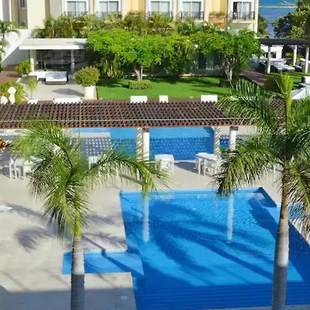 Magia - Family Friendly Apartments 2 Pools With Ocean Views!-2