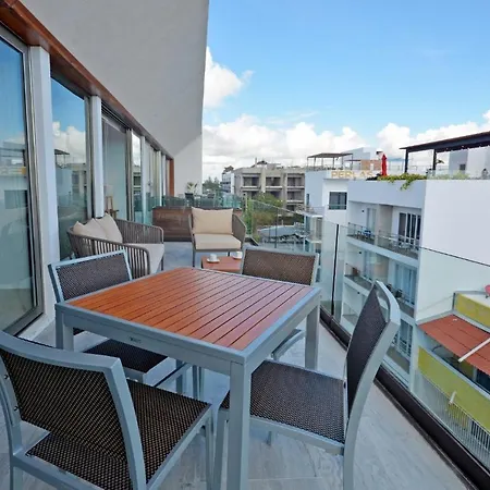 Penthouse With Private Pool Close To The 5Th Avenue-3