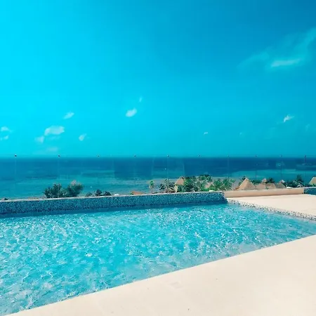 Tropical Paradise Singular A206 Ocean View And Rooftop Pool-3
