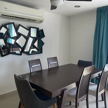 Plaza Paraiso 2Bdr 2Baths-2
