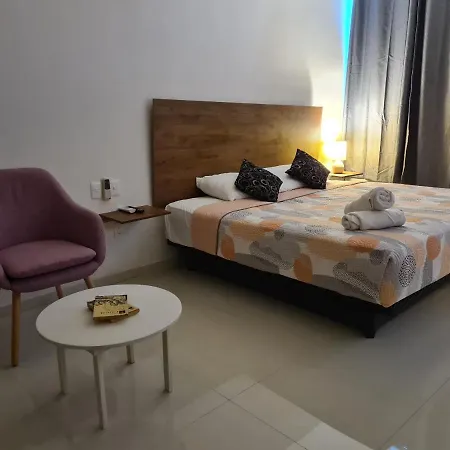 Suite Near From The Beach And Rooftop Ocean View 104-3