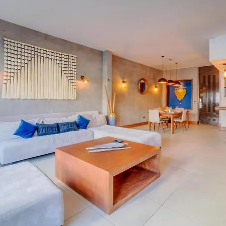 Beachfront Condo Complex With Resort Pool & Amenities-2