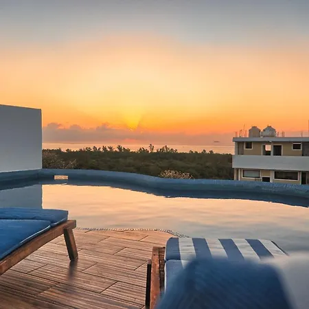 Amazing Rooftop With Ocean View, Apartment 401-3