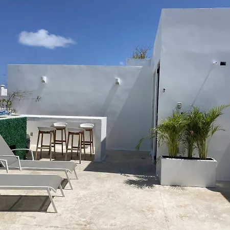 Spacious 1Bd W/Private Rooftop & Plunge Pool-2