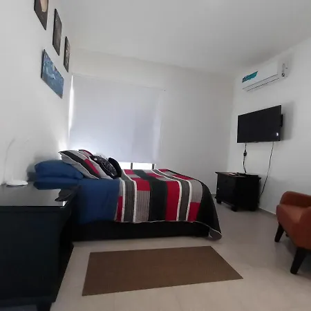 Casa En Privada Con Alberca, Excelente Para Vacaciones Y Descanso-2