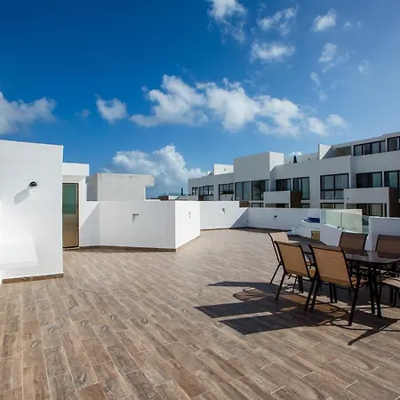 Best Penthouses & Apartments In Pdc! 2 & 1 Bedroom Units Close To The 5Th Av-3