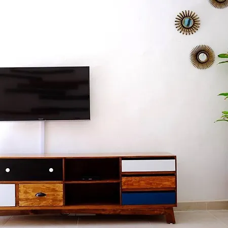 Recently Upgraded1Blk To 5Th Ave And Mamitas Beach-2