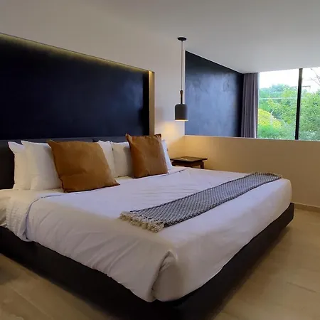 Beautiful 2 Story Loft Near The Beach-2