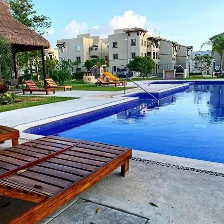 Cozy Private Apartment, Pool, Gym, 10 Min 5Ft Av-2
