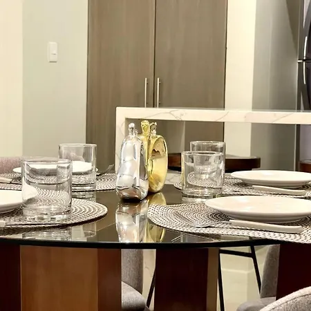 Beautiful 5Th Avenue Apt - Distrito Corazon F2-2