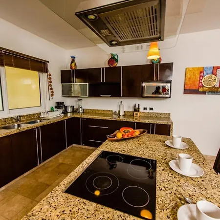 2 Bedroom Condo In Playa Del Carmen - Mexico-2