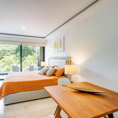 King Studio Roof Infinity Pool & Gym Tv Netflix-3
