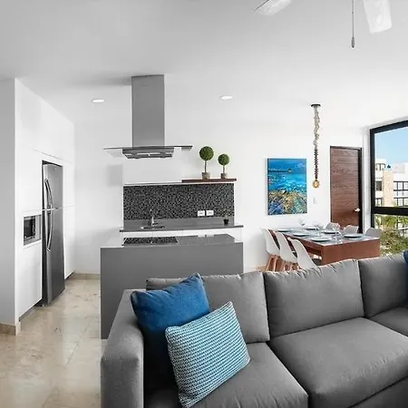 Anah Downtown, A Few Steps From The Beach And The 5Th Avenue.-2