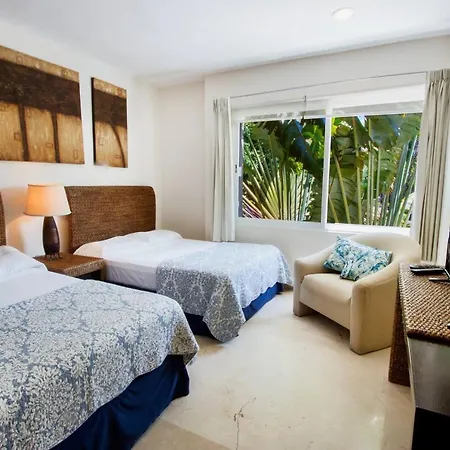 Ideal Family & Friends, In Front Beach Access In Playacar-2