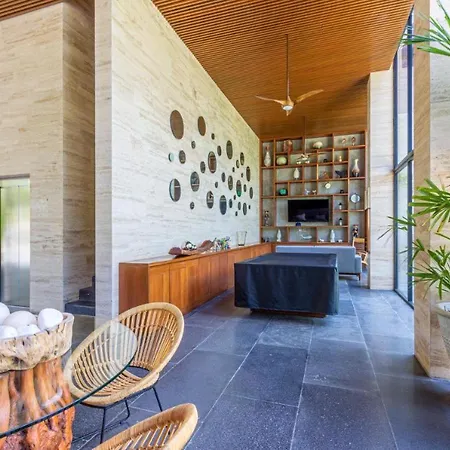 Spacious Luxury Apartment In Riviera Maya-3